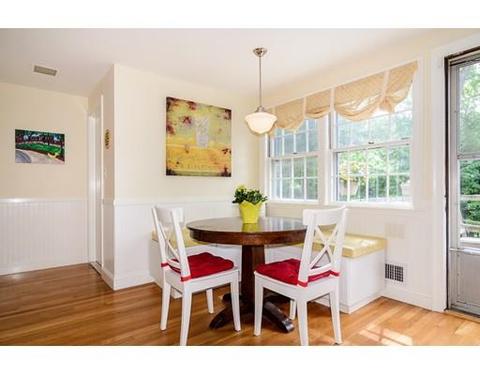 31 Haven Rd, Wellesley, MA 02481 photo 2