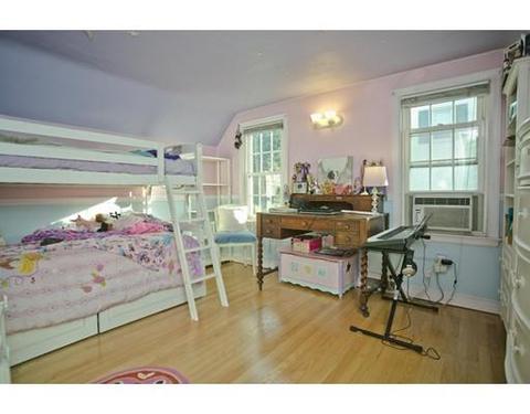 34 Fenimore Blvd, Springfield, MA 01108 photo 17