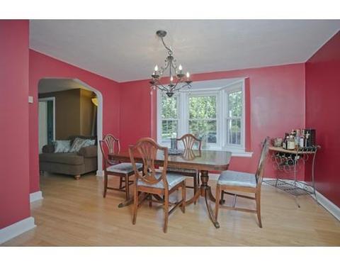 34 Fenimore Blvd, Springfield, MA 01108 photo 5