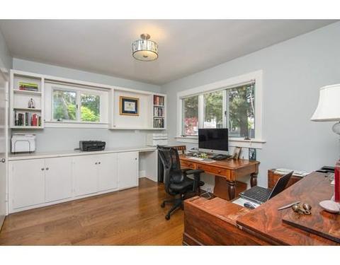 18 Gregory St, Marblehead, MA 01945 photo 15