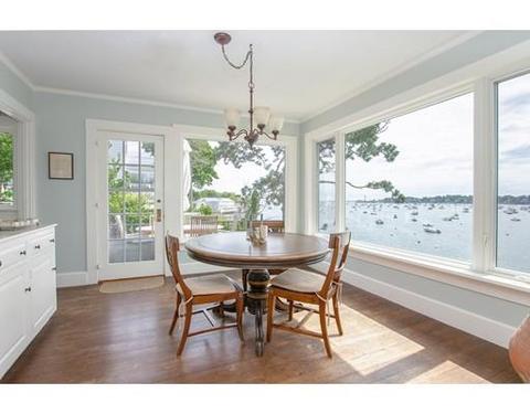 18 Gregory St, Marblehead, MA 01945 photo 1