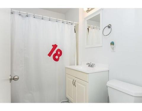 18 Gregory St, Marblehead, MA 01945 photo 9