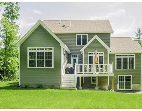 146 Queens Cir, Raynham, MA 02767 photo 5