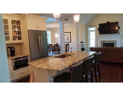 146 Queens Cir, Raynham, MA 02767 photo 9