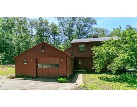 7 Forest St, Dover, MA 02030 photo 2