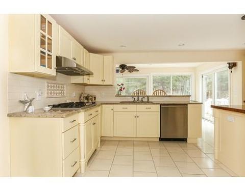 766 Putnam Ave, Barnstable, MA 02635 photo 8