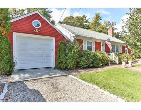 766 Putnam Ave, Barnstable, MA 02635 photo 1
