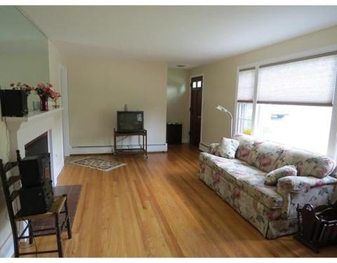 34 Eustis St, Worcester, MA 01606 photo 6