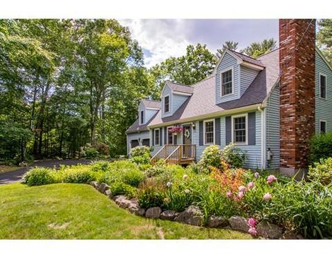 55 Asylum St, Mendon, MA 01756 photo 2