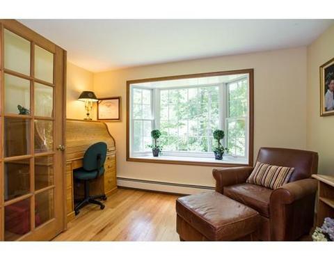 55 Asylum St, Mendon, MA 01756 photo 7