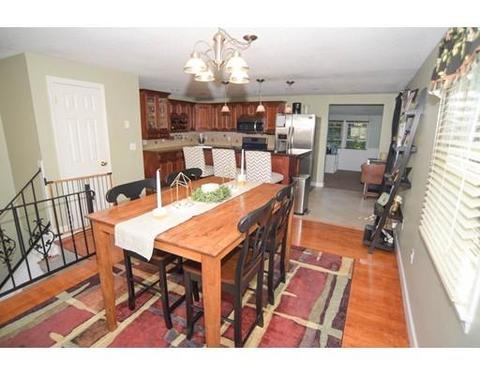 172 Casey Dr, Chicopee, MA 01020 photo 10