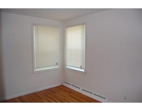 69 Harkness Ave, Springfield, MA 01118 photo 17