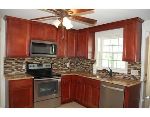 69 Harkness Ave, Springfield, MA 01118 photo 8