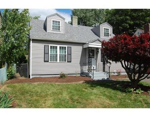 69 Harkness Ave, Springfield, MA 01118 photo 2
