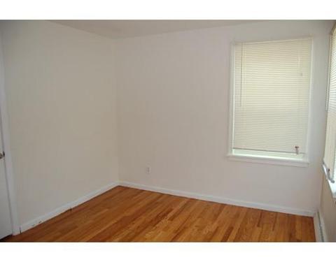69 Harkness Ave, Springfield, MA 01118 photo 18