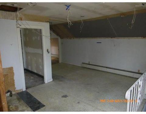 28 Trinity Ave, Worcester, MA 01605 photo 10