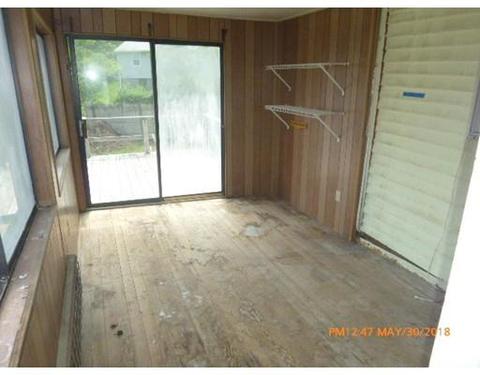 28 Trinity Ave, Worcester, MA 01605 photo 6