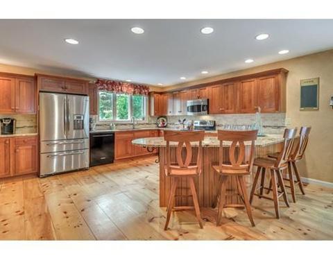 31 Parsons Ln, Reading, MA 01867 photo 7