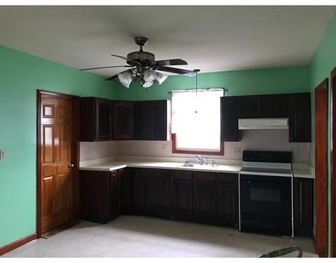 1242 Worcester St, Springfield, MA 01151 photo 7