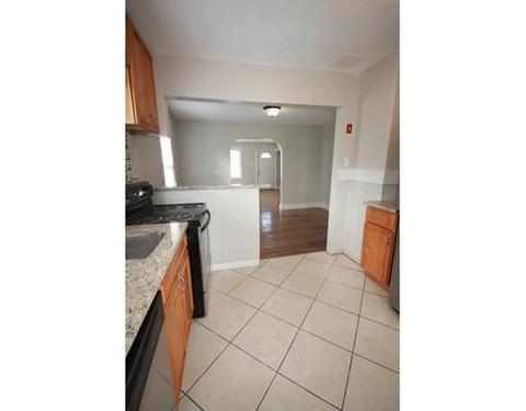 20 Arthur St, Springfield, MA 01104 photo 8