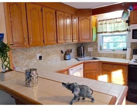 1 Helen St, Wareham, MA 02571 photo 9