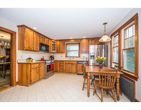 33 Dudley St, Reading, MA 01867 photo 3