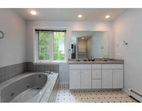 5 Coachman Rd, Windham, NH 03087 photo 14