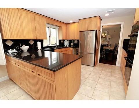 160 Standish Rd, Needham, MA 02492 photo 4