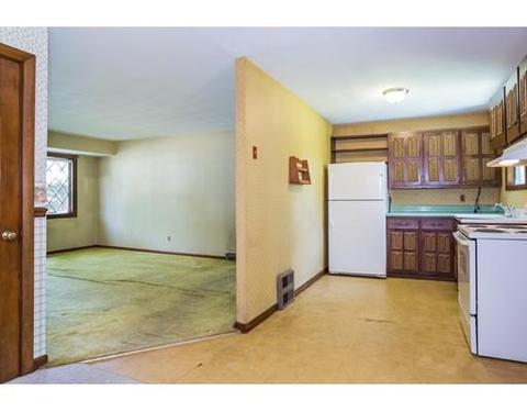 132 Jerilis Dr, Springfield, MA 01119 photo 12