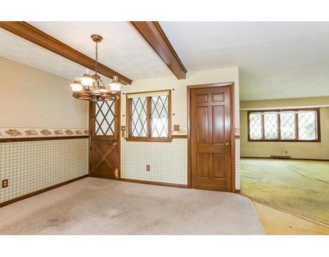 132 Jerilis Dr, Springfield, MA 01119 photo 8