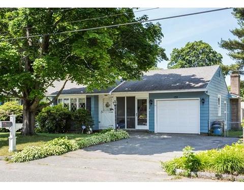 132 Jerilis Dr, Springfield, MA 01119 photo 2
