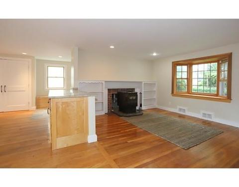9 Wallace Rd, Marblehead, MA 01945 photo 5