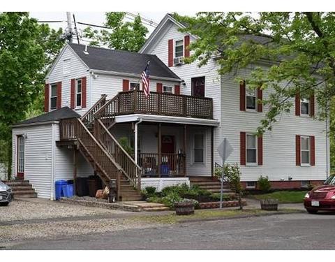 28 Cherry St, Danvers, MA 01923 photo 2