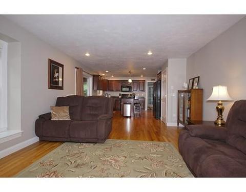 10 John Riley Rd, Ayer, MA 01432 photo 4