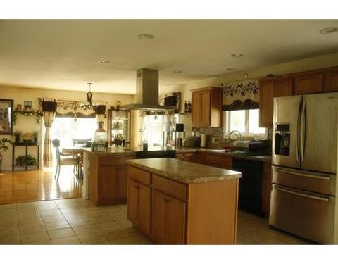 19 Seattle St, Worcester, MA 01605 photo 8
