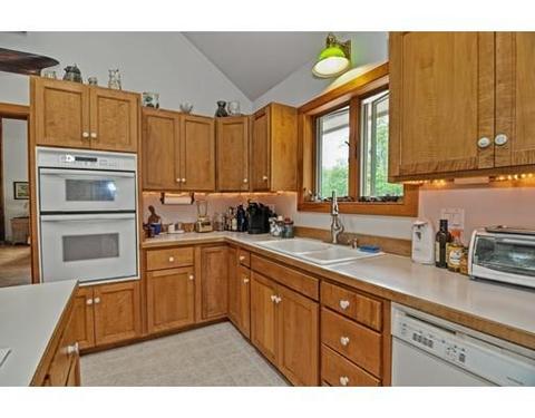 80 Quarry St, Gloucester, MA 01930 photo 8