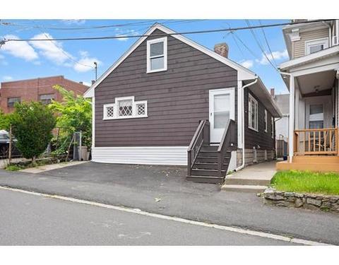 6 Hersam St, Stoneham, MA 02180 photo 1