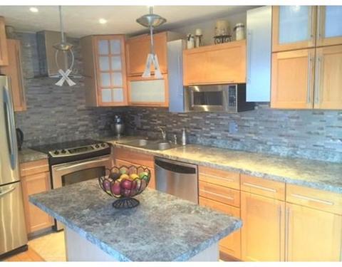 52 Nutmeg Dr, Worcester, MA 01603 photo 2