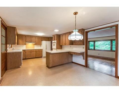 3 Lois Dr, Walpole, MA 02081 photo 8