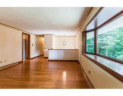3 Lois Dr, Walpole, MA 02081 photo 5