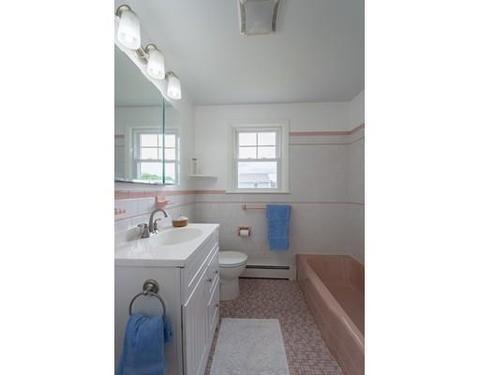 217 Field St, Fall River, MA 02721 photo 9