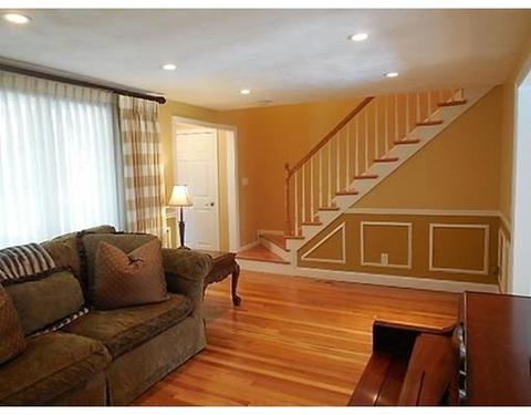 11 Drury Ln, Danvers, MA 01923 photo 9