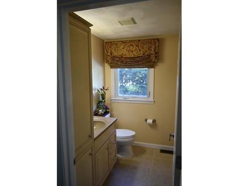 11 Drury Ln, Danvers, MA 01923 photo 21
