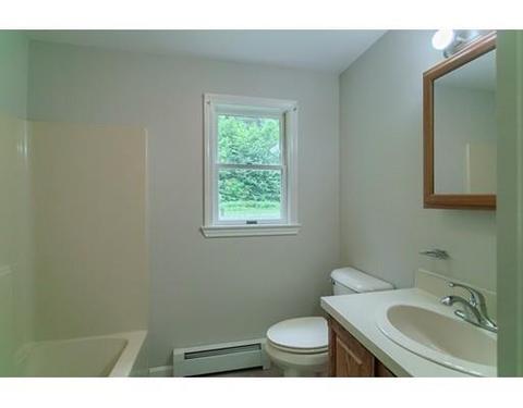 16 Clement Rd, Townsend, MA 01474 photo 9