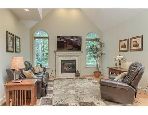 3 Iris Ave, Ayer, MA 01432 photo 8