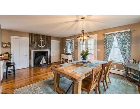 4 Selman St, Marblehead, MA 01945 photo 8