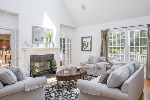 121 Peppercorn Ln, Cotuit, MA 02635 photo 9