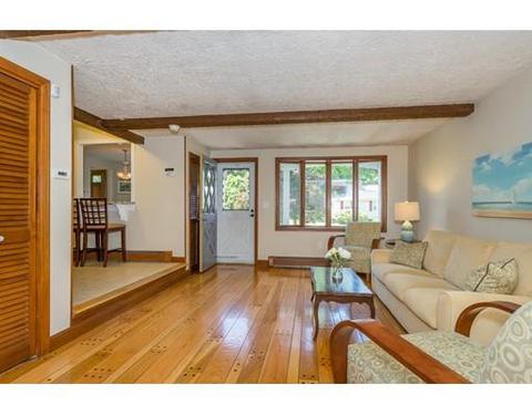 1 Cape Cod Cir, Canton, MA 02021 photo 10