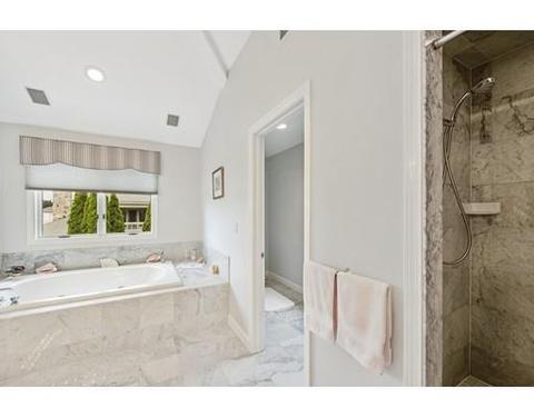 4 Yolande Rd, Marblehead, MA 01945 photo 27