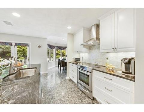 4 Yolande Rd, Marblehead, MA 01945 photo 7